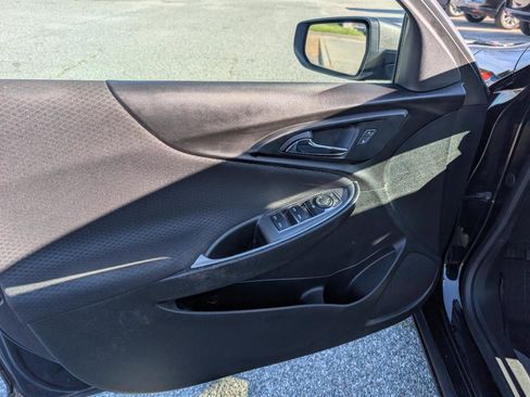 Used 2019 Chevrolet Malibu LS w/ LPO, Convenience Package 1 image 12