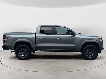 Used 2023 Chevrolet Colorado Z71 w/ Z71 Convenience Package 2
