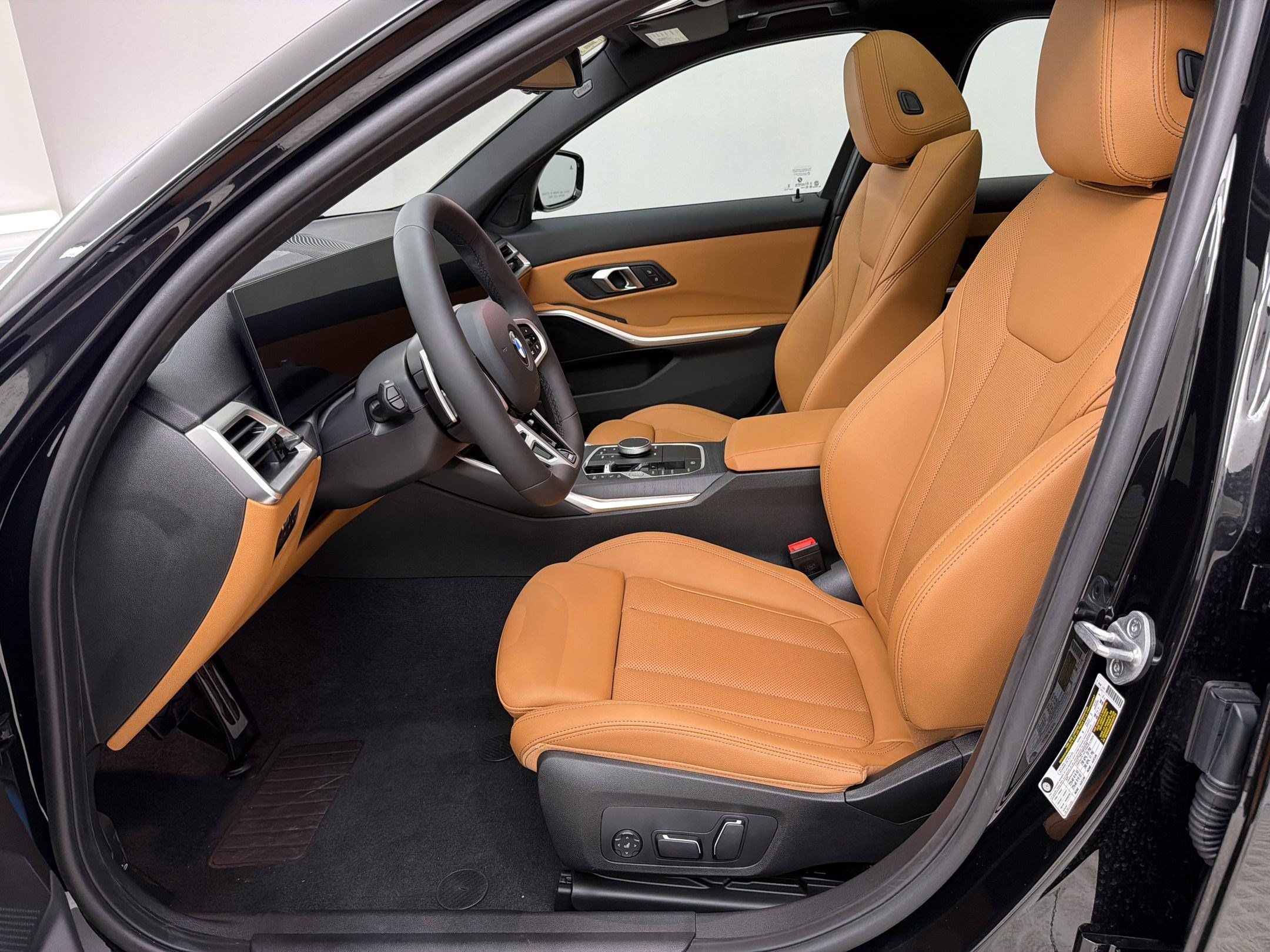 New 2026 BMW 330i Sedan w/ M Sport Package RWD image 5