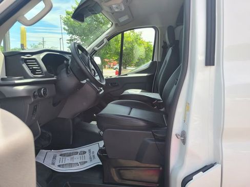 New 2025 Ford Transit 250 Low Roof image 3