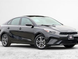 Used 2023 Kia Forte LXS video 1