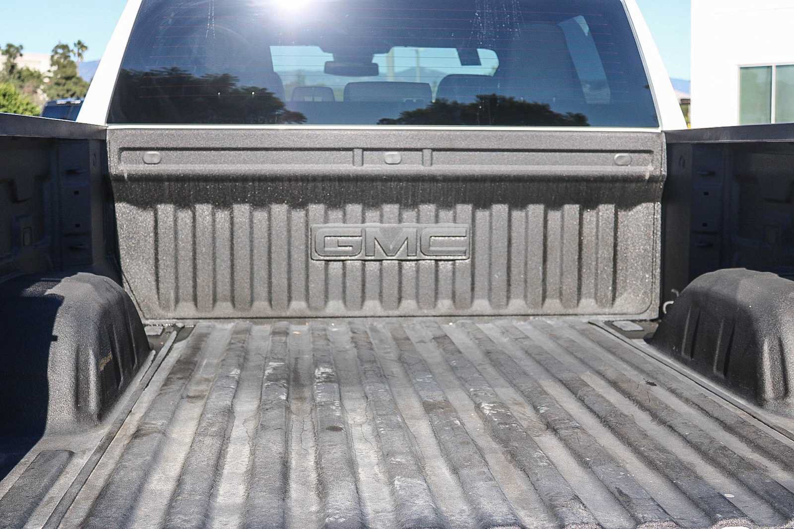 Used 2025 GMC Sierra 1500 AT4 AWD/4WD image 25