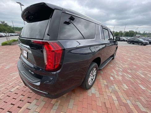 Used 2023 GMC Yukon XL SLE RWD image 34