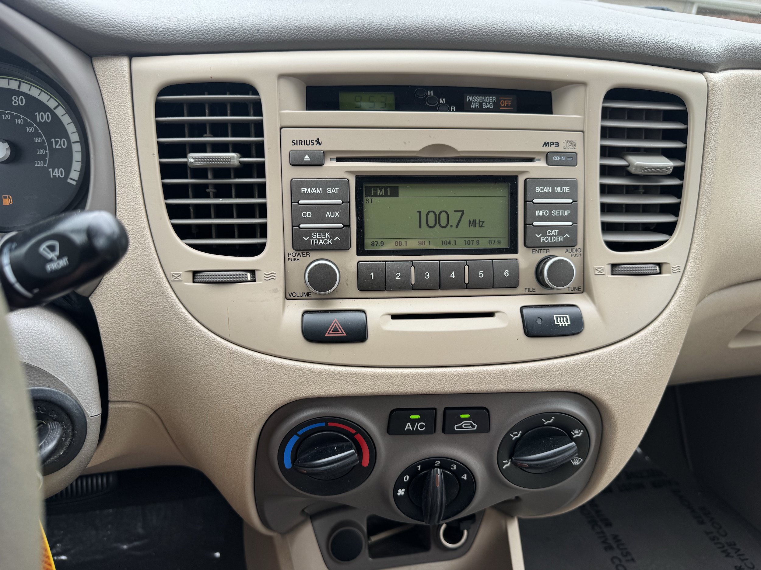 Used 2009 Kia Rio LX FWD image 13