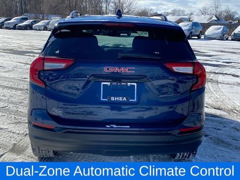 Certified 2023 GMC Terrain SLE w/ Driver Convenience Package image 4