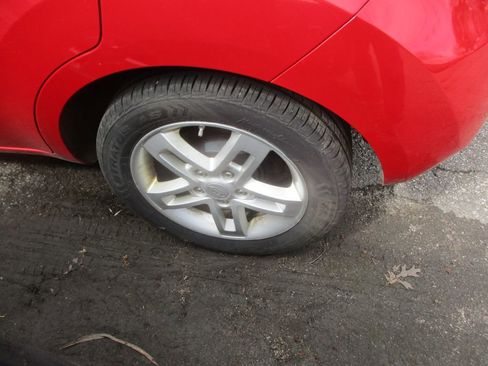 Used 2011 Kia Soul + w/ Audio Pkg image 7