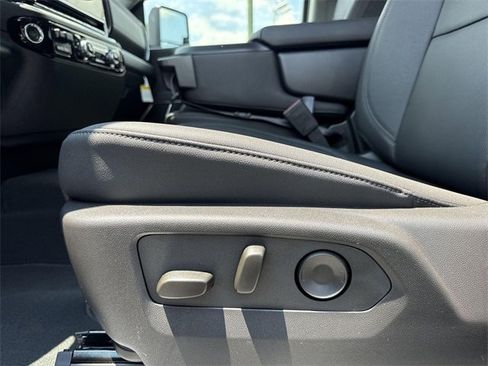 New 2025 GMC Sierra 2500 SLT image 12