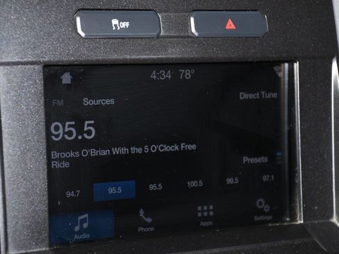 Used 2019 Ford F250 XLT w/ XLT Value Package image 30