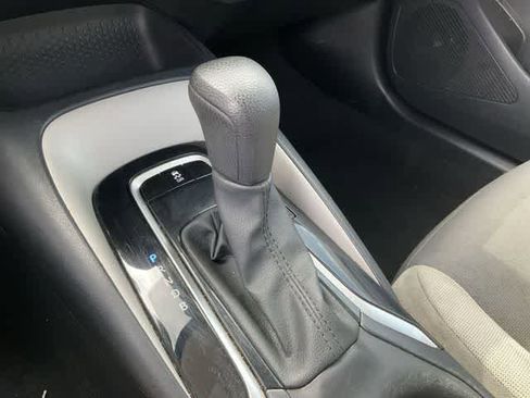 Used 2023 Toyota Corolla LE FWD image 22
