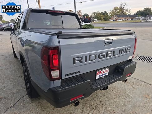 Used 2025 Honda Ridgeline Black Edition image 22