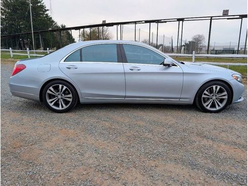 Used 2016 Mercedes-Benz S 550 4MATIC Sedan w/ Premium Package image 8