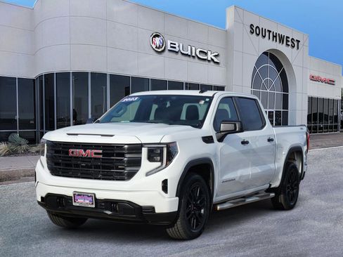 Used 2023 GMC Sierra 1500 Pro w/ Graphite Edition image 2