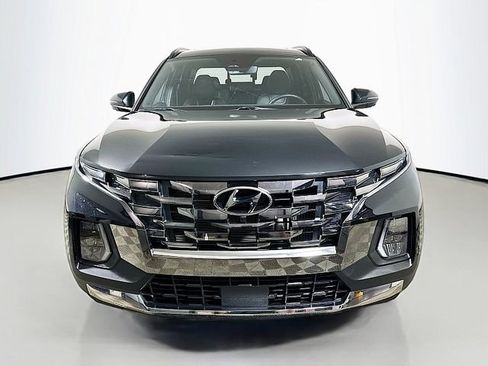 Used 2023 Hyundai Santa Cruz Limited AWD/4WD image 2