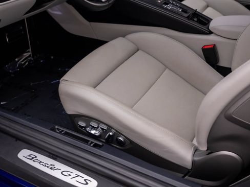 Certified 2023 Porsche 718 Boxster GTS RWD image 17