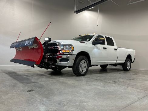 New 2024 RAM 2500 Tradesman w/ Chrome Appearance Group image 2