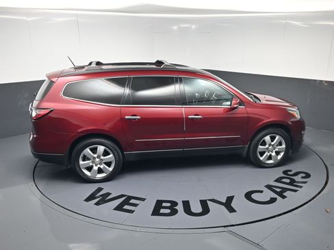 Used 2017 Chevrolet Traverse Premier image 33