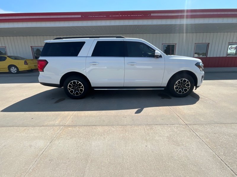 Used 2022 Ford Expedition Max XLT AWD/4WD image 1