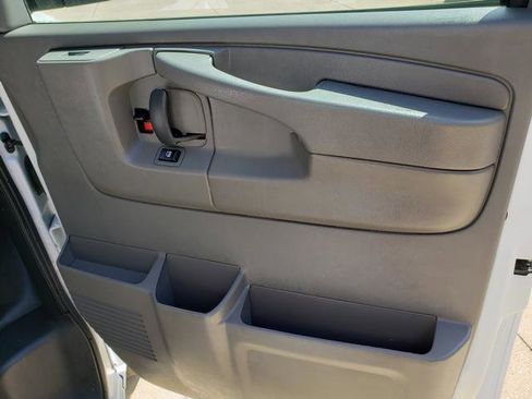 Used 2014 Chevrolet Express 2500 RWD 2500 135 image 14