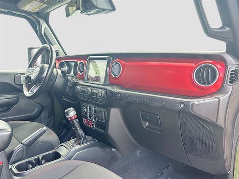 Used 2022 Jeep Wrangler Unlimited Rubicon w/ Steel Bumper Group image 30