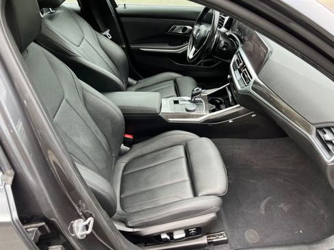 Used 2020 BMW 330i Sedan w/ Convenience Package RWD image 11