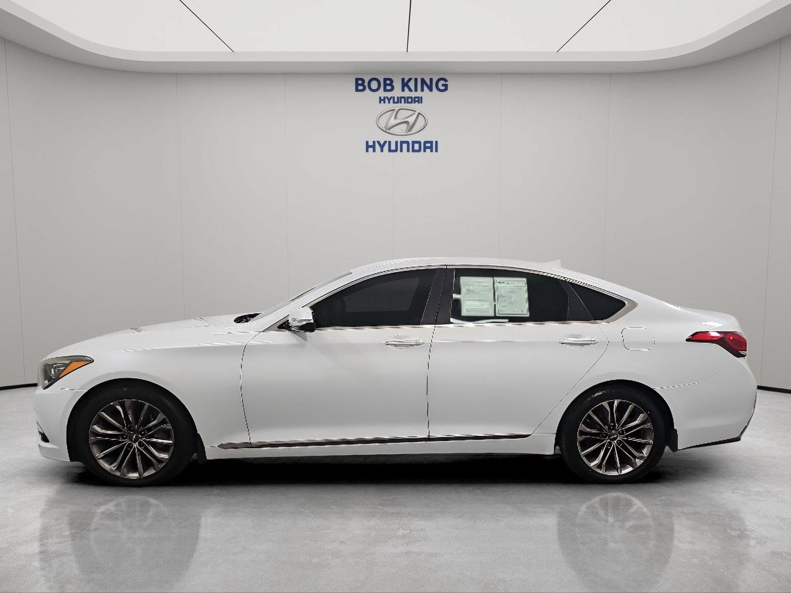 Used 2017 Genesis G80 3.8 AWD/4WD image 2