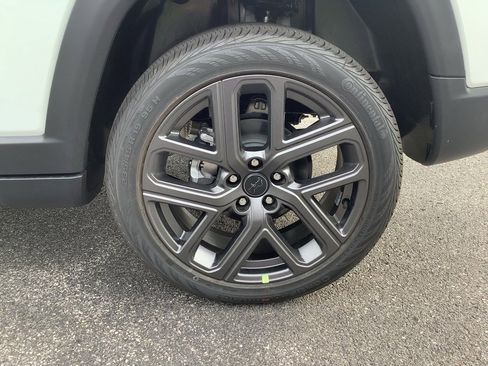 New 2025 Jeep Compass Limited w/ Sun & Sound Group image 10