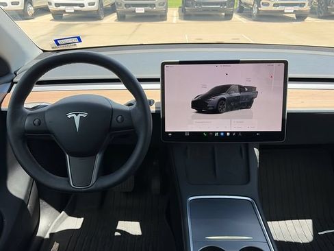 Used 2024 Tesla Model Y Long Range AWD/4WD image 14