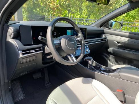 Used 2025 Hyundai Santa Cruz SEL FWD image 9