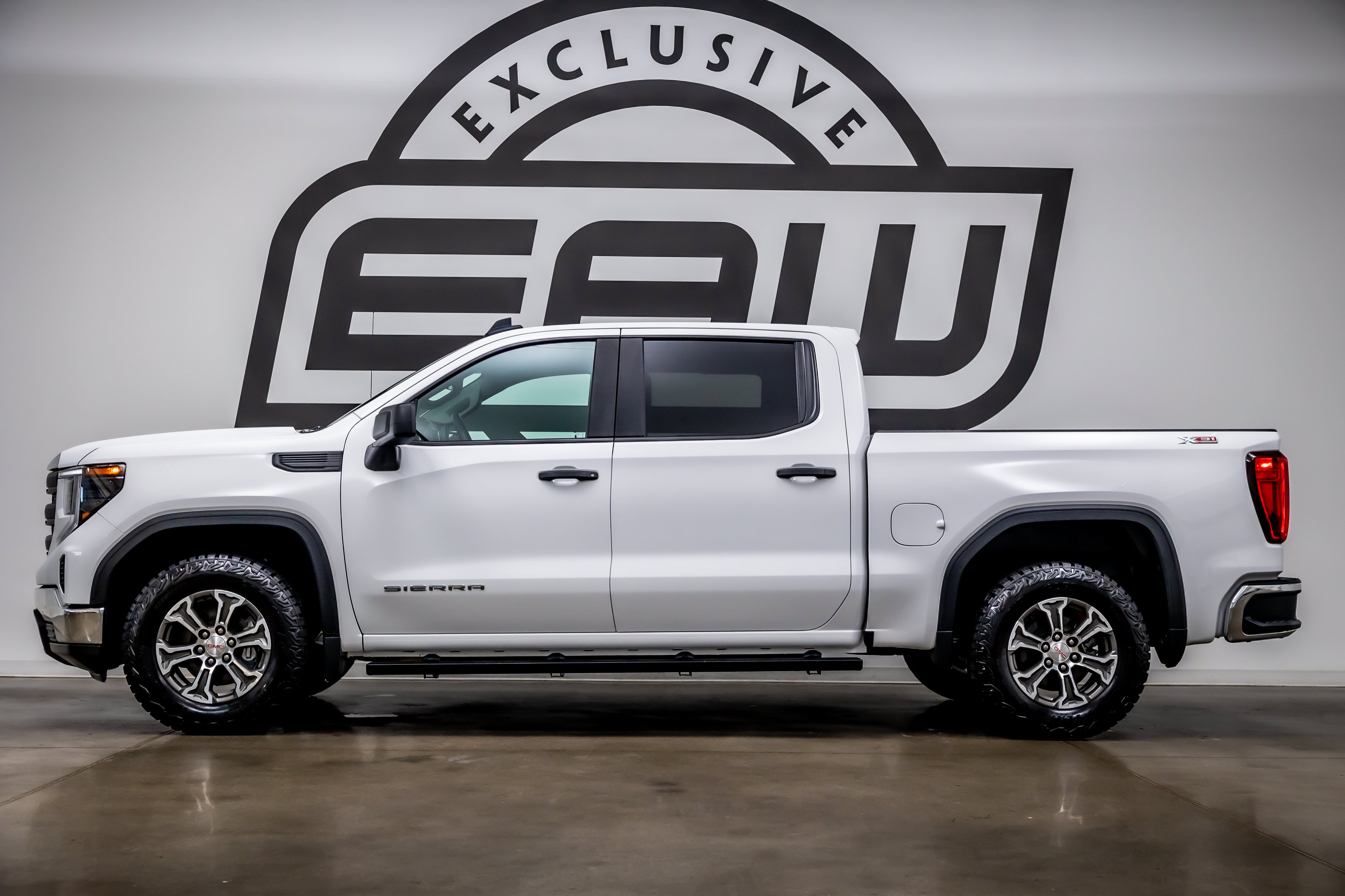 Used 2026 GMC Sierra 1500 Pro w/ Pro Value Package AWD/4WD image 6
