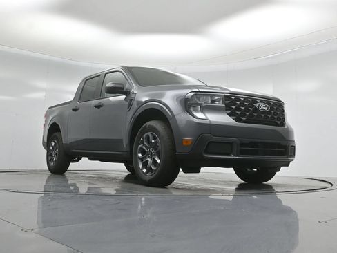 New 2026 Ford Maverick XLT FWD image 42