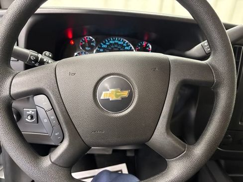 Used 2025 Chevrolet Express 2500 LT w/ LT Preferred Equipment Group RWD image 26