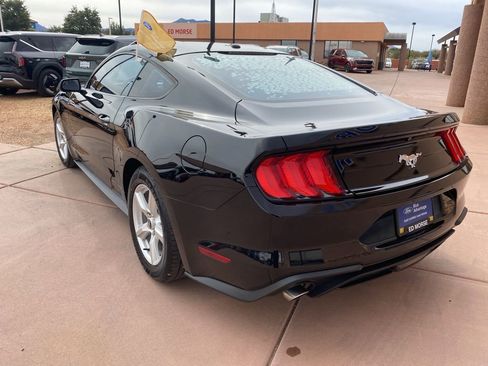 Used 2019 Ford Mustang Coupe image 6