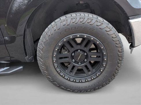 Used 2016 Ford F150 XLT w/ Equipment Group 301A Mid image 10