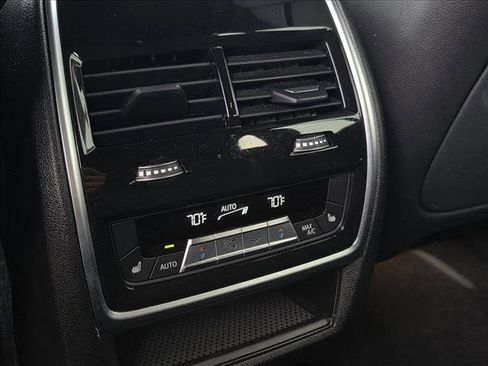 Used 2025 BMW X5 xDrive40i image 18