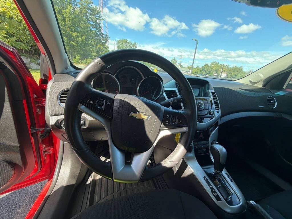 Used 2014 Chevrolet Cruze LT FWD image 9
