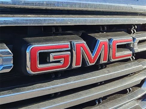 Certified 2021 GMC Sierra 1500 SLT w/ SLT Convenience Package image 4