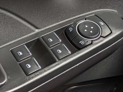 Used 2025 Ford Escape SE FWD image 27