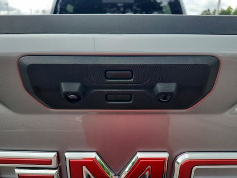 Certified 2025 GMC Sierra 1500 AT4 w/ AT4 Premium Package AWD/4WD image 11