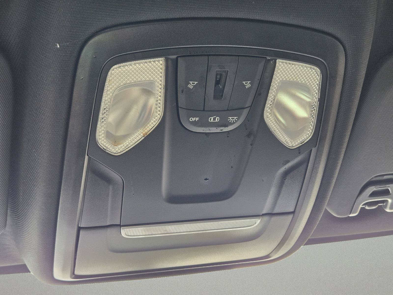 Used 2022 RAM 2500 Tradesman w/ Chrome Appearance Group AWD/4WD image 28