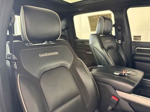 Used 2021 RAM 1500 Laramie AWD/4WD image 32