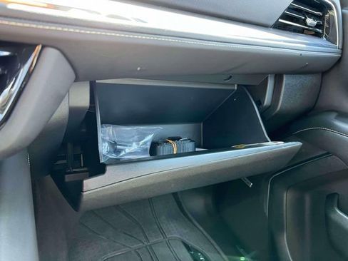 Certified 2025 Chevrolet Suburban Premier w/ Sun And Tow Package image 35