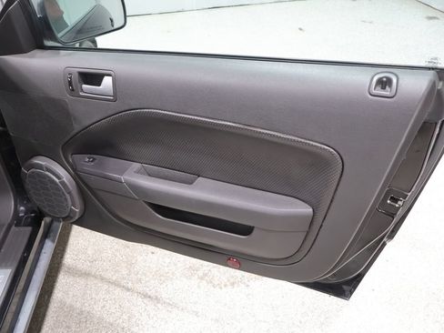 Used 2009 Ford Mustang Coupe RWD image 20