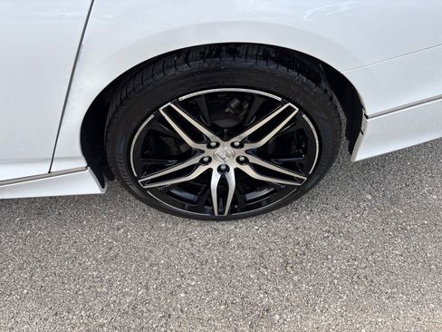 Used 2022 Honda Accord Touring image 31