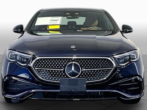 New 2027 Mercedes-Benz E 450 4MATIC Sedan image 2