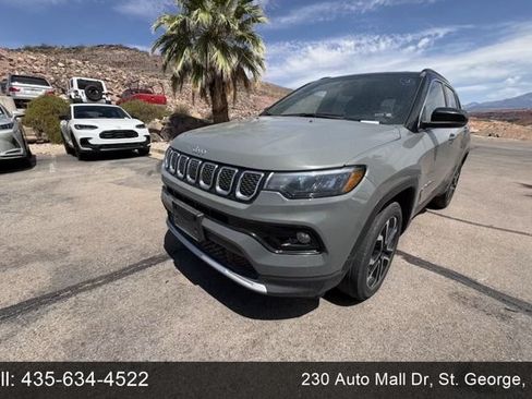 Used 2023 Jeep Compass Limited AWD/4WD image 1