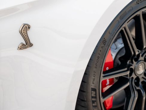 Used 2022 Ford Mustang Shelby GT500 w/ Technology Package image 53