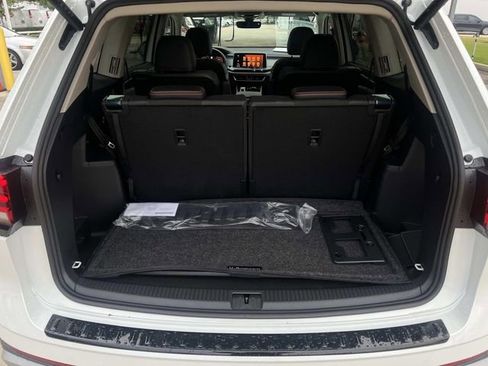 New 2026 Volkswagen Atlas Peak Edition image 24