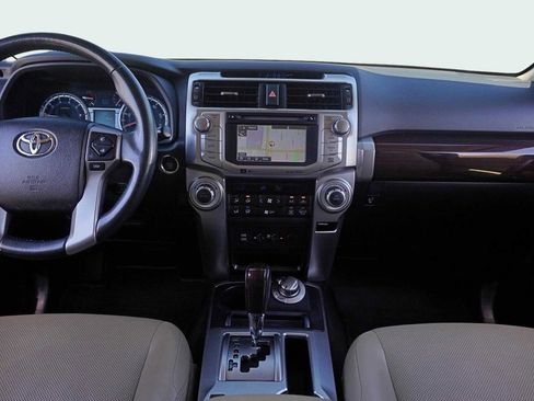 Used 2016 Toyota 4Runner Limited image 19
