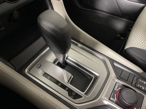 Used 2024 Subaru Forester Premium image 24