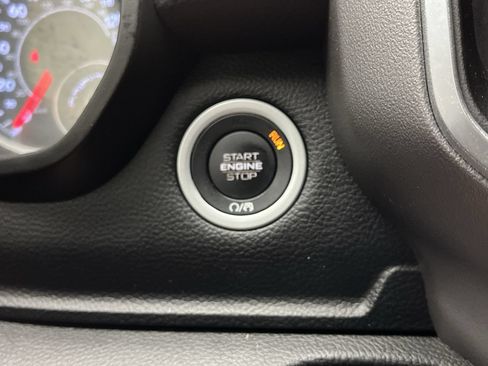 Used 2019 RAM 1500 Big Horn AWD/4WD image 21